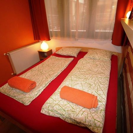 Broadway Hostel Budapest Exterior photo